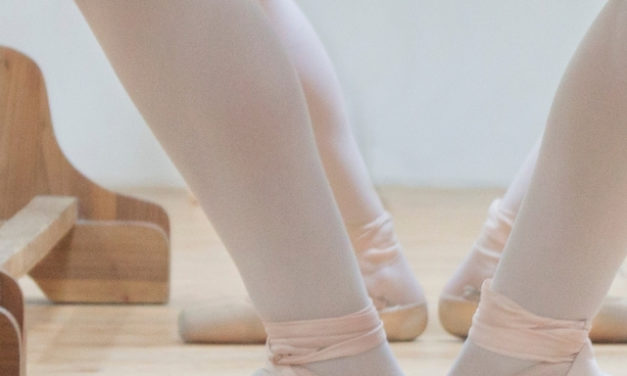 Plié: o passo mais importante do ballet!