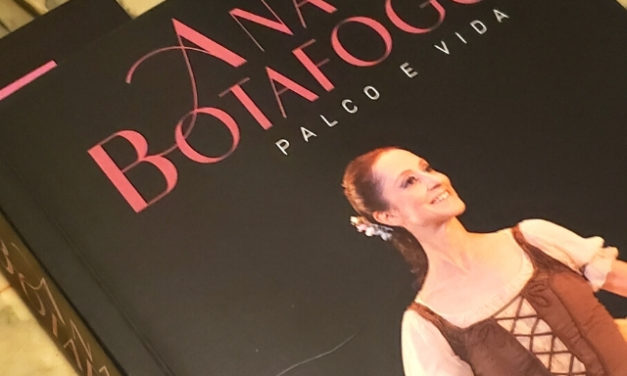 Ana Botafogo lança novo livro